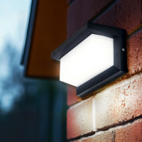 Kinkiet ogrodowy LED z czujnikiem ruchu 12W 4000K IP54