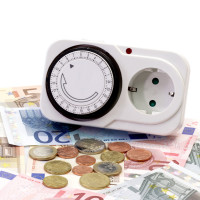 Programator Czasowy Dobowy Włącznik Wyłącznik 24h Mechaniczny do Gniazdka