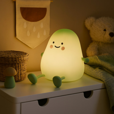 Lampka nocna dziecięca Mango 1W – silikonowa, miękka, LED 3000K, ładowanie USB, praktyczna podstawka na telefon